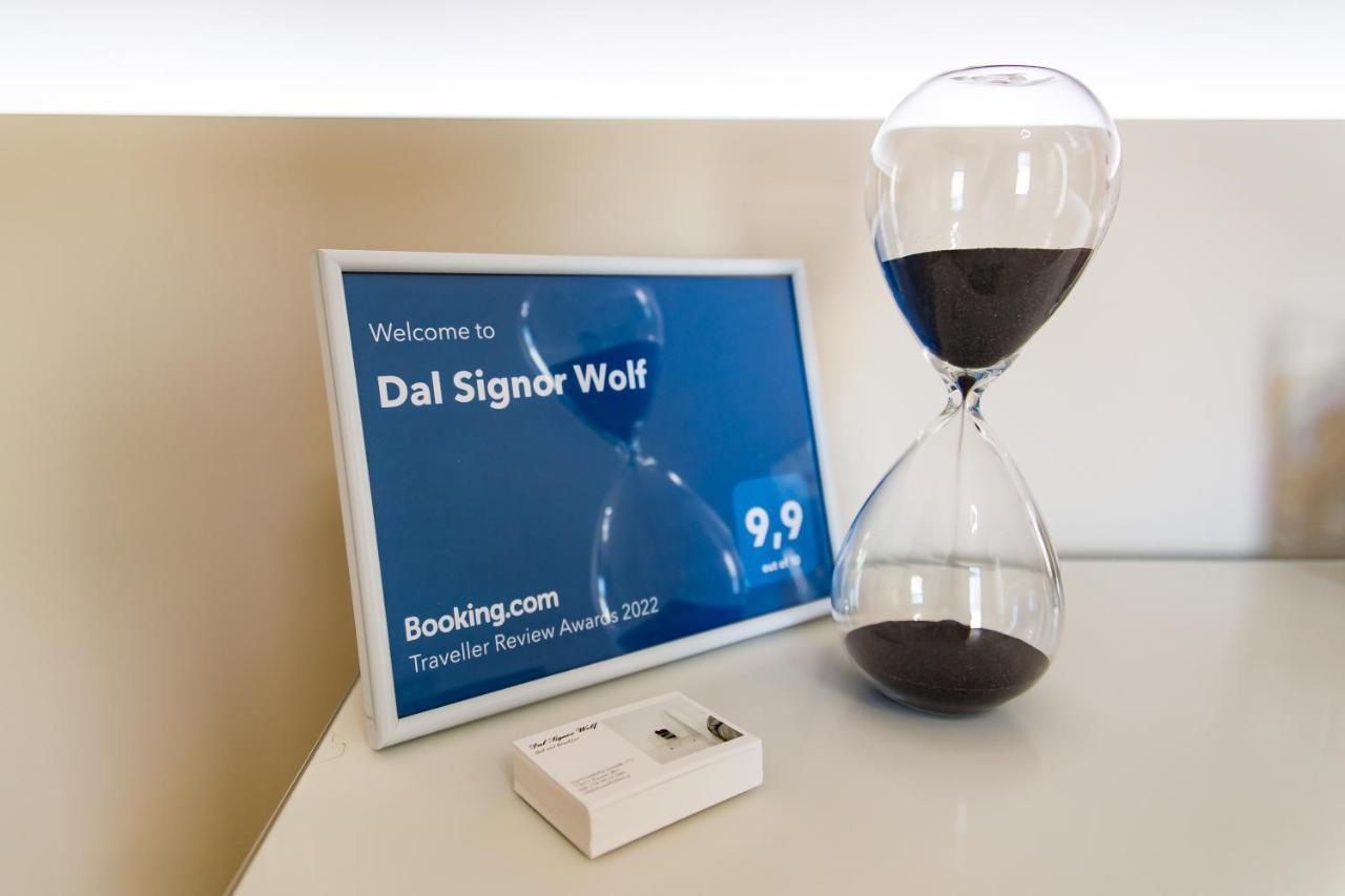 Dal Signor Wolf 5* Pezze Di Greco